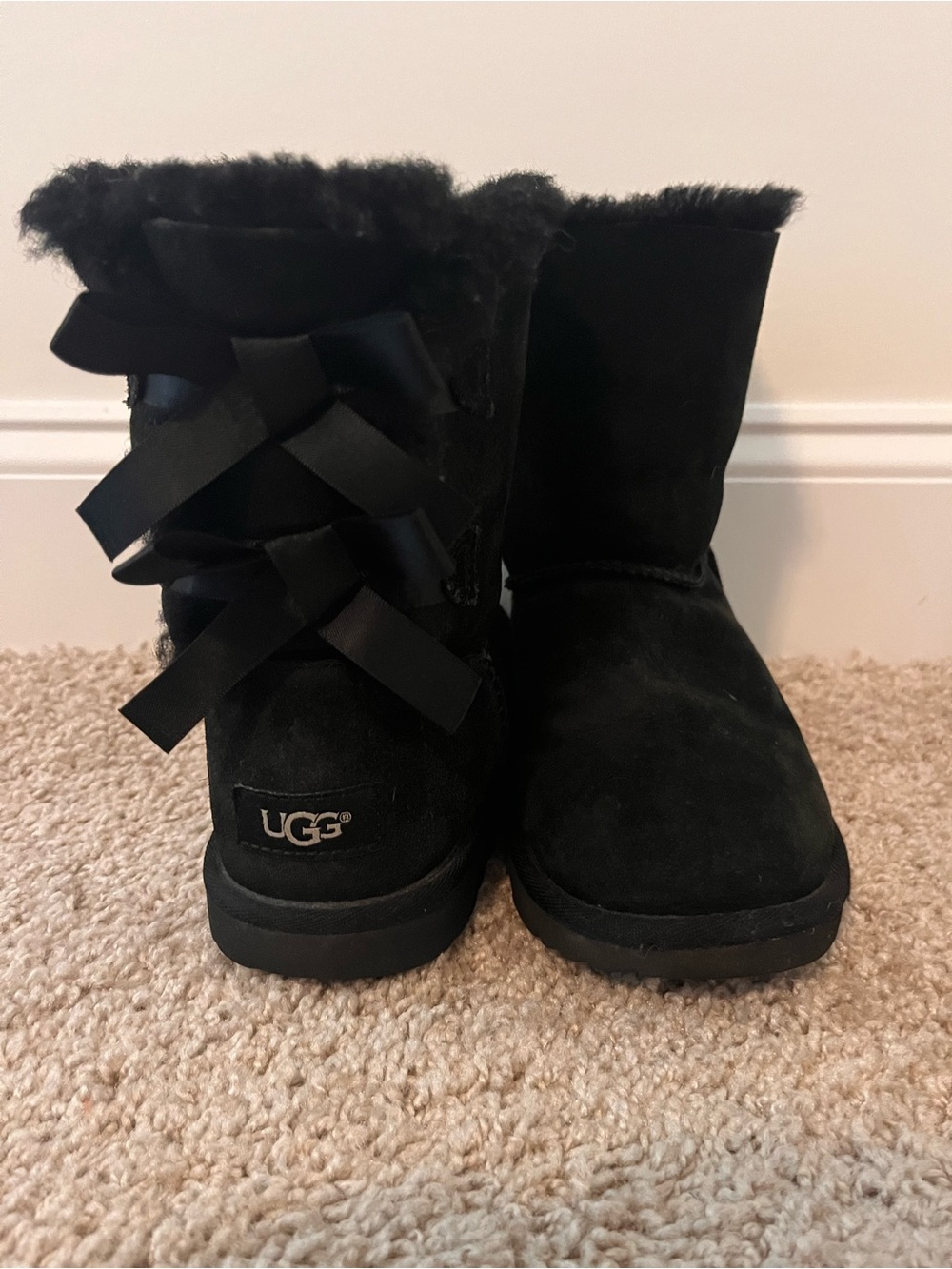 UGG Kids Bailey Bow II Boots Size 5